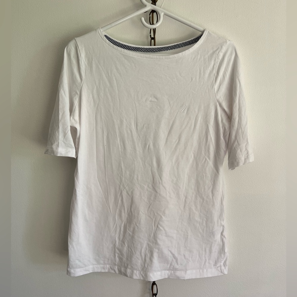 White basic shirt - Picture 1 of 1